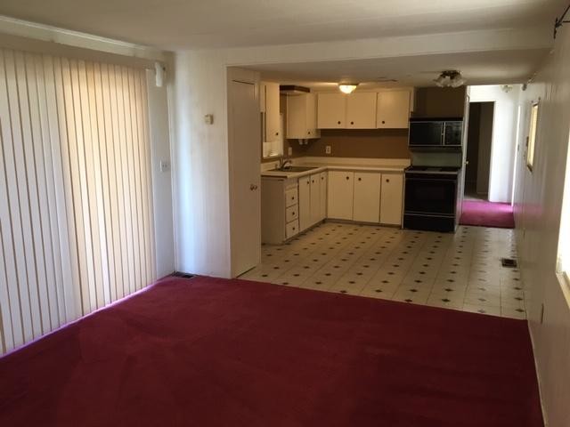 Foto del edificio - 5711 Columbia Way