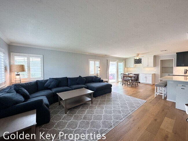 Foto del edificio - Charming 3BR / 2BA Single-Story Home in Co...