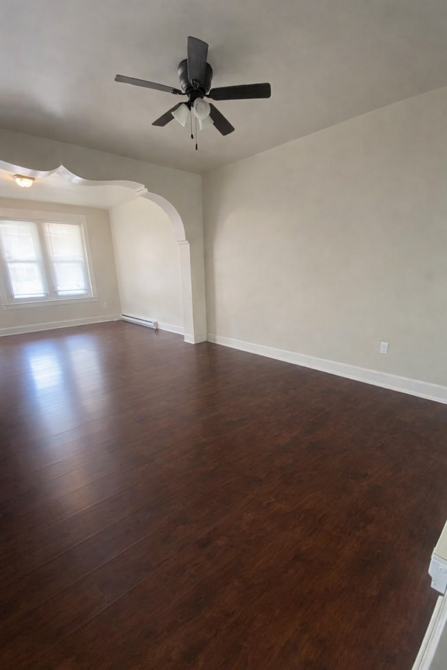 Foto del edificio - 3458 N Bodine St