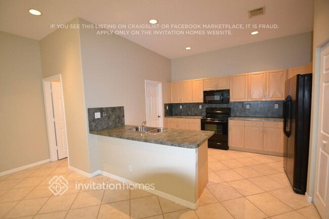 Foto del edificio - 4928 SW 38th Way