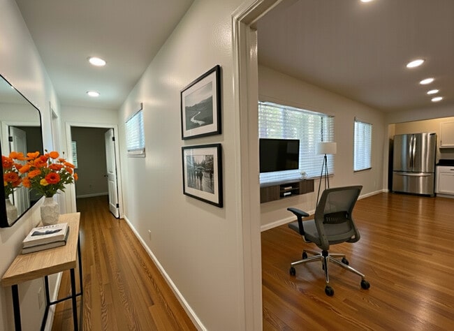 Hallway - 2249 Bonar St