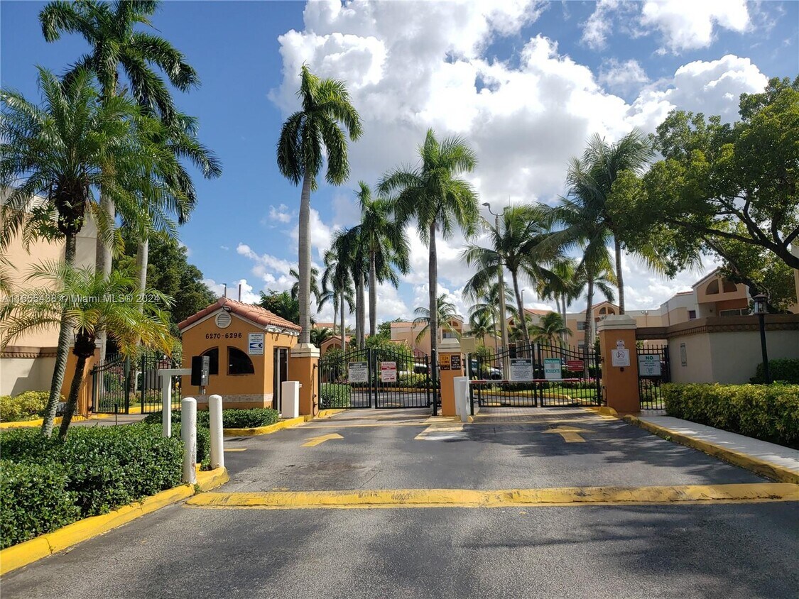 Primary Photo - 6276 NW 186th St