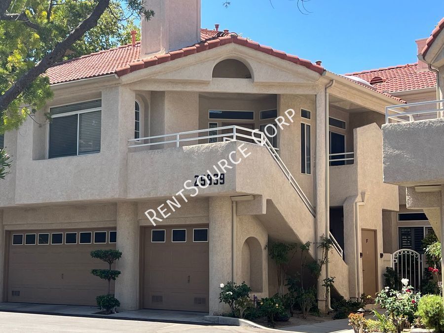 Gated 2 Bedroom Townhome for Rent in Steve... Condo for Rent in