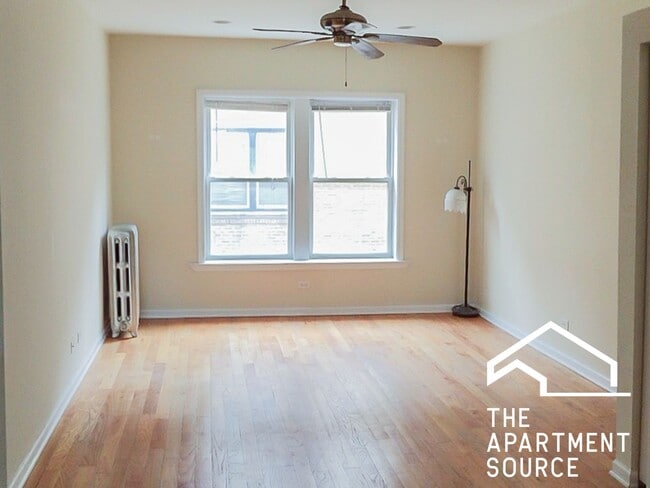 Photo - 3924 N Pine Grove Ave Apartment