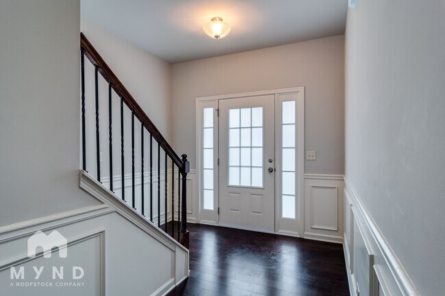 Foto del edificio - 7491 Waverly Loop