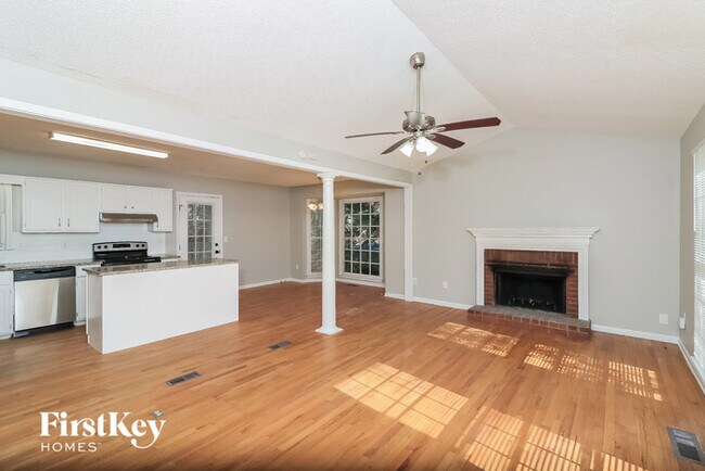 Foto del edificio - 5379 Muirwood Pl