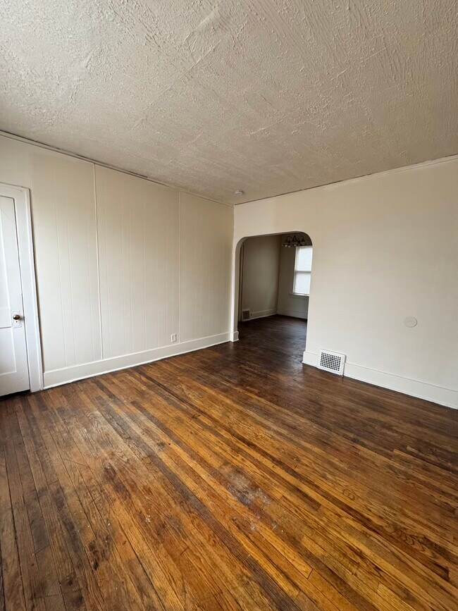 Foto del edificio - 10435 Fullerton Ave