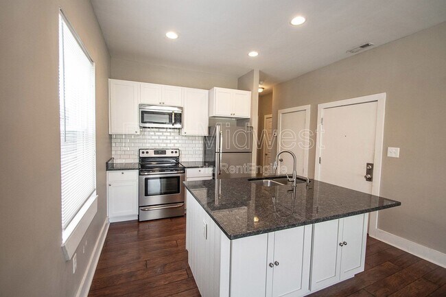 Foto del edificio - 2029 N College Ave