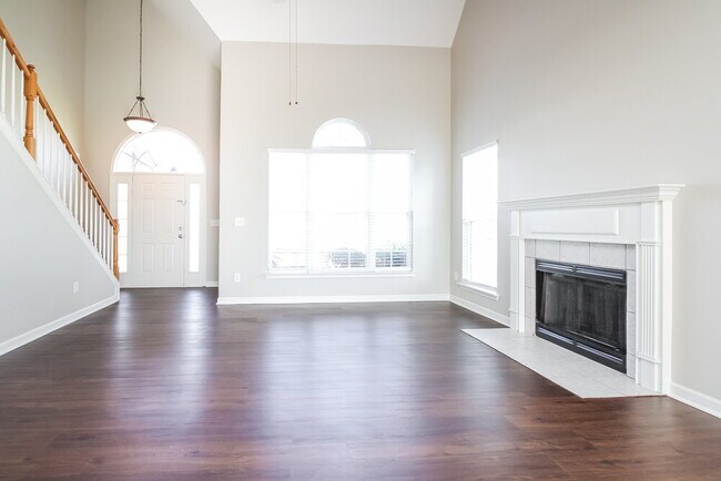 Building Photo - 3003 Baker Way