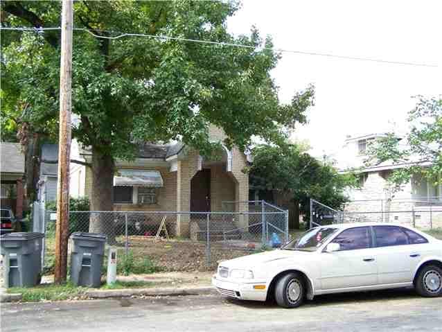 Building Photo - 406 Oakcliff