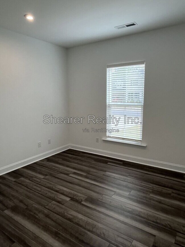 Foto del edificio - 616 Southstone Dr