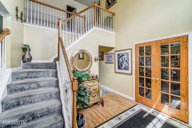 Building Photo - 5 br, 3 bath House - 302 Daytona Drive