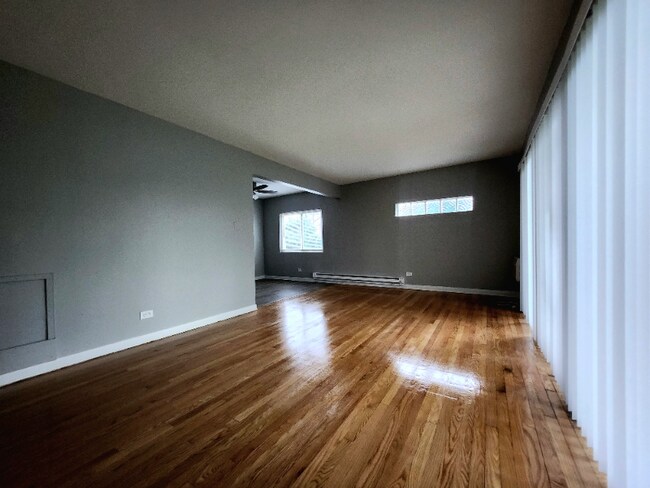 Foto del edificio - 3115 W 79th St