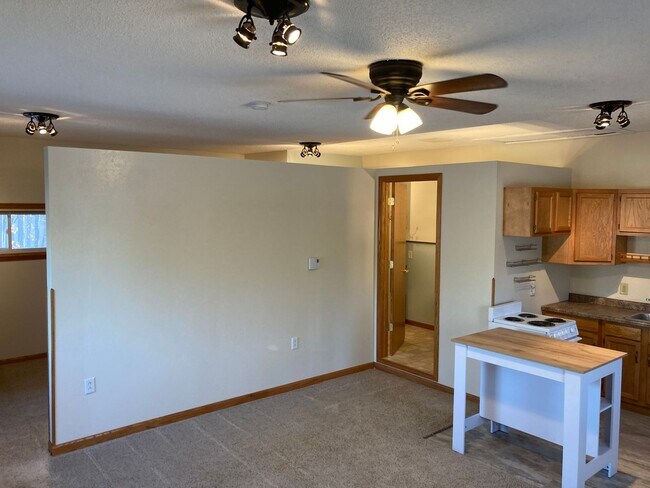 Foto del edificio - 4978 Maribe Dr