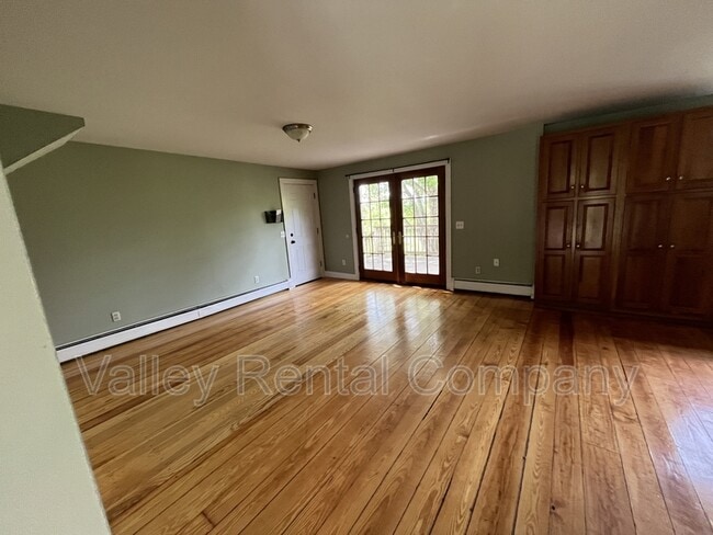 Photo - 121 Bay Rd Apartment