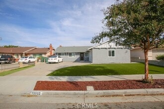 Building Photo - 15952 Standish Ln