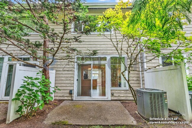 Foto del edificio - 14387 SW Barrows Rd