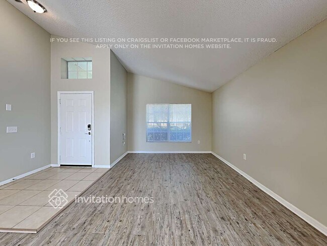 Foto del edificio - 142 Southampton Dr