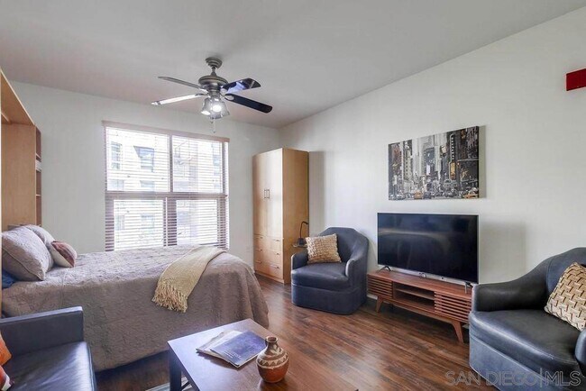 Foto del edificio - 1150 J St