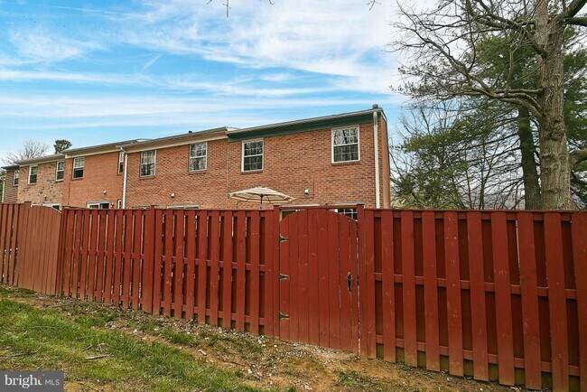 Building Photo - 7801 Snead Ln