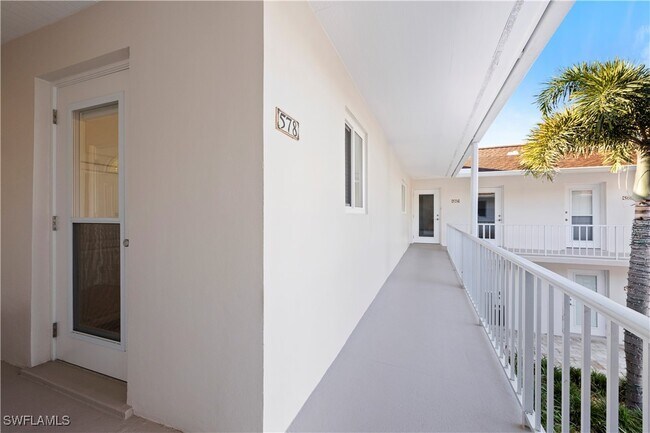 Foto del edificio - 578 Broad Ave S