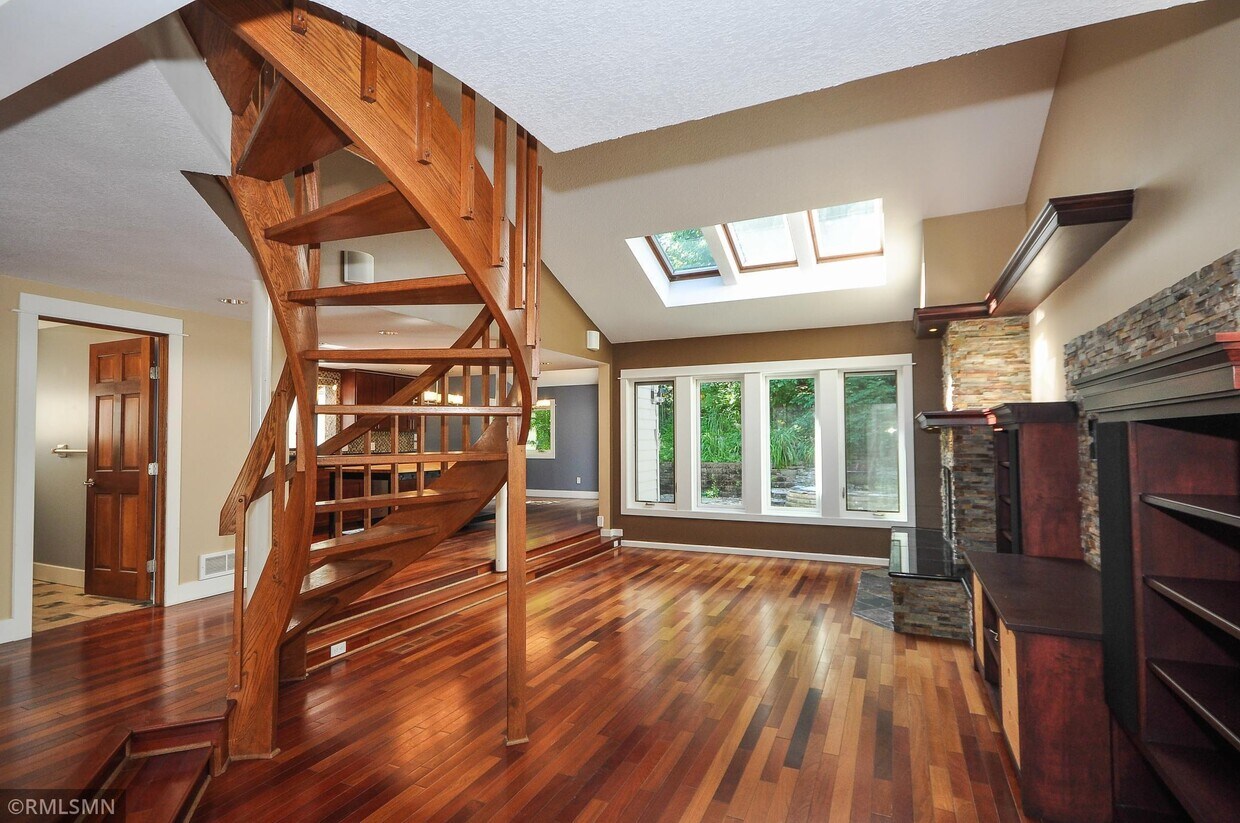 Foto principal - 3335 Ivy Ln