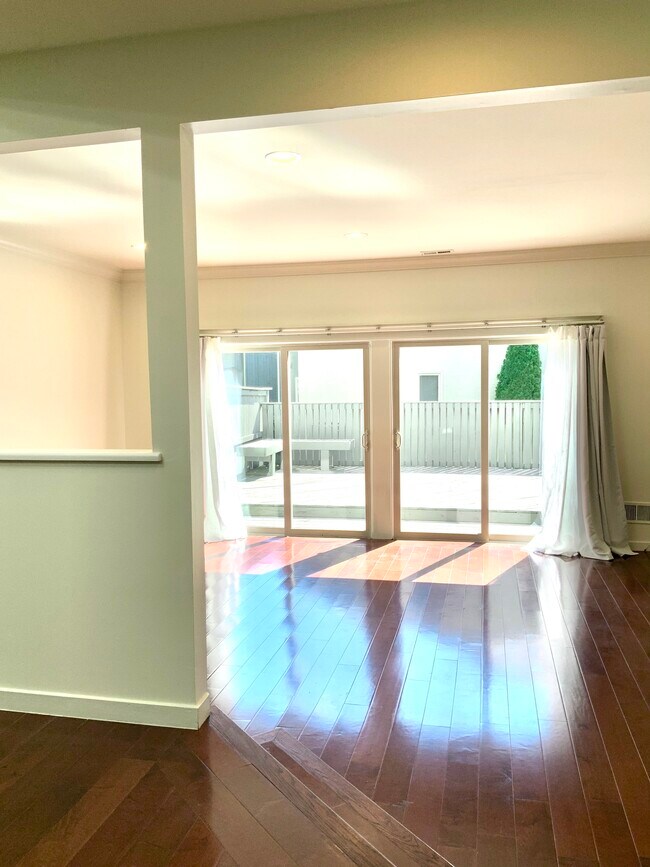 926 Chanticleer, Cherry Hill, NJ 08003 Townhome Rentals in Cherry