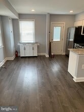 Building Photo - 4429 Newport Ave