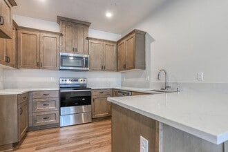 Building Photo - 3381 Lewis Ln