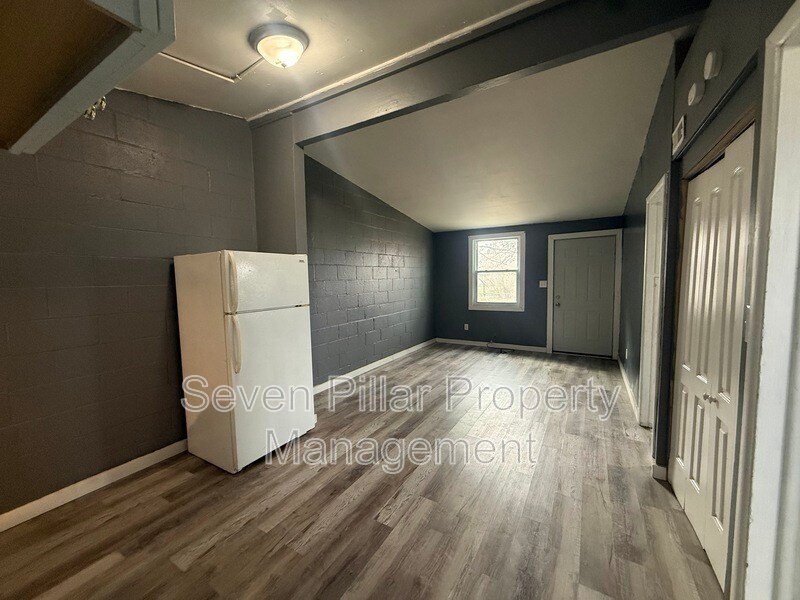 Building Photo - 1629 Lexington Ave
