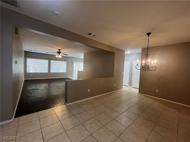 Building Photo - 3425 Lapwing Dr