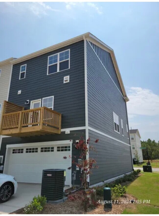 Building Photo - 400 Carolina Springs Blvd