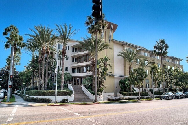 Building Photo - 13200 Pacific Promenade