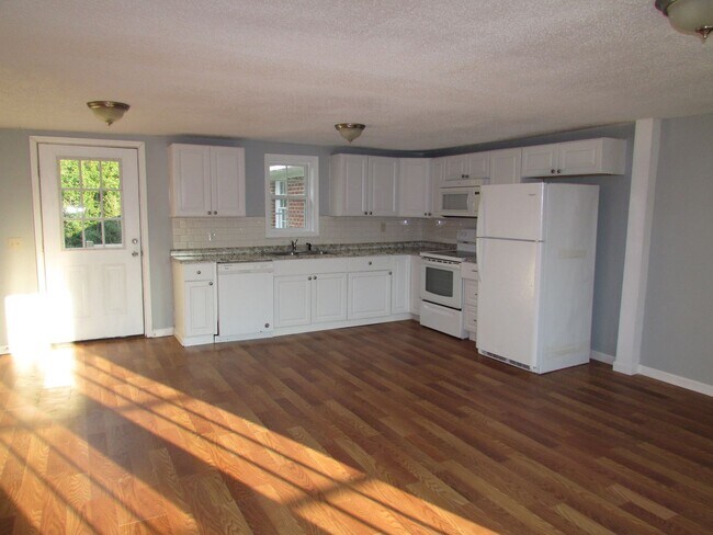 Foto del edificio - 4363 Ellis Way NW