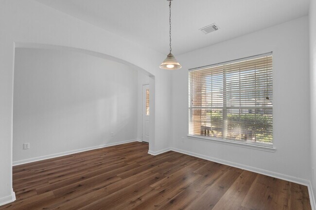 Building Photo - 2011 Wildbrook Canyon Ln