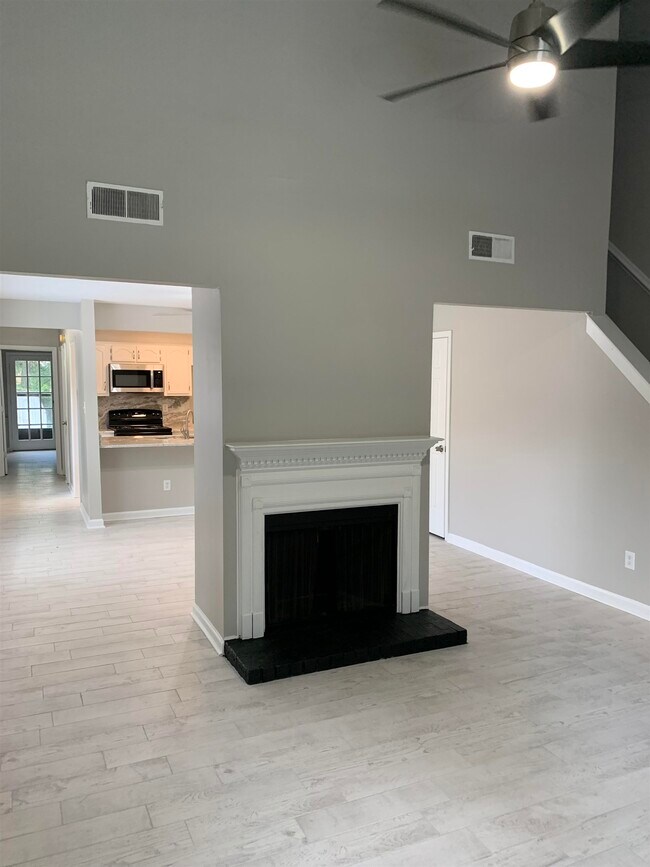 Foto del edificio - 4834 Sturbridge Ln