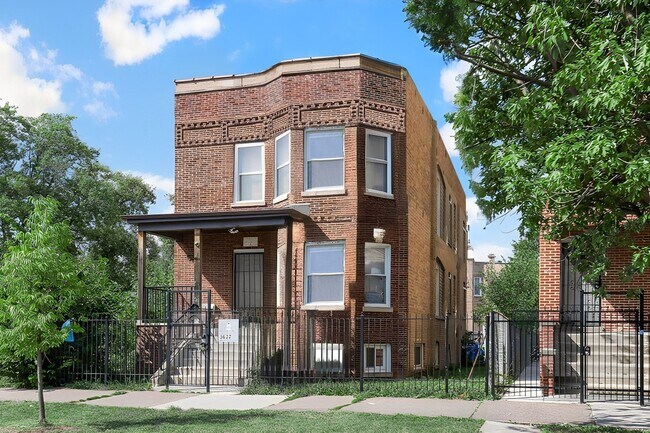 Building Photo - 3622 W Franklin Blvd