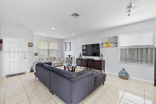 Foto del edificio - 1431 SE 18th Terrace