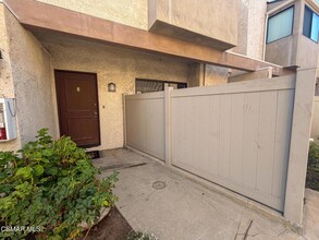 Building Photo - 18242 Burbank Blvd