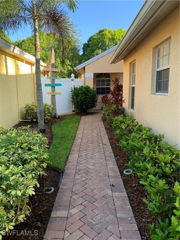 Foto del edificio - 1057 Silverstrand Dr