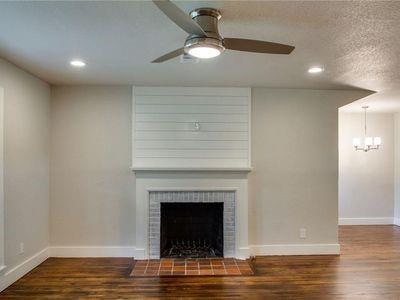 Foto del edificio - 3809 Carolyn Rd