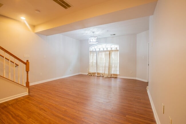 Foto del edificio - Inviting 3 BR/2.5 Townhome in Hanover!