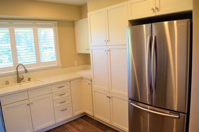 Building Photo - 75 Del Mesa Carmel