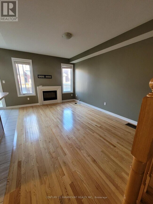 Building Photo - 27 Sky Harbour Dr