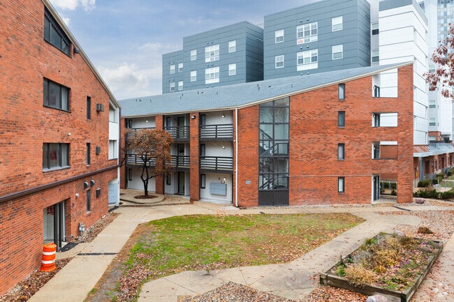 Building Photo - THE ALCOVE @ SECOND & JOHN