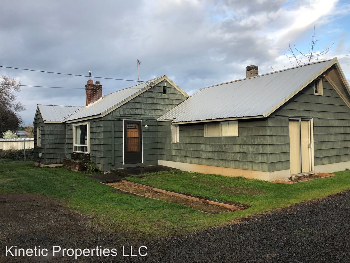 Foto principal - 19242 Beavercreek Rd