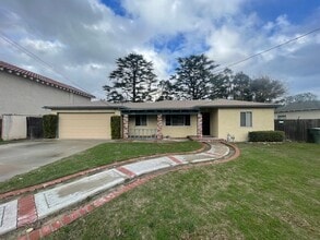 Building Photo - 12943 Magnolia Ave