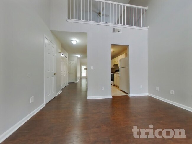 Building Photo - 2269 Charleston Pointe SE