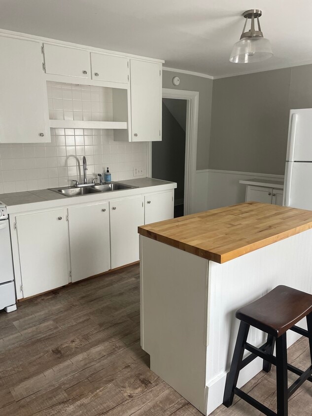 Foto principal - 277 Lisbon St