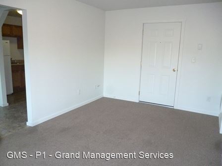 Building Photo - 114 N Wasson St